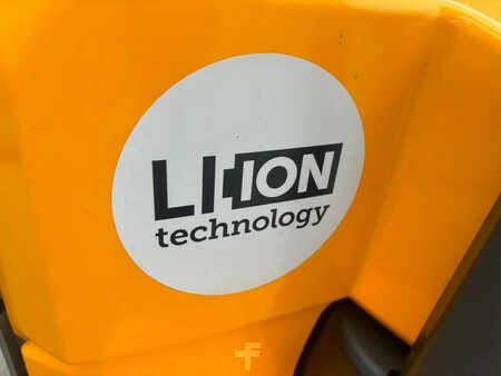 Ruční paletový vozík 2024  Jungheinrich Palletwagen EJE M13 (NEW!!!) (7)