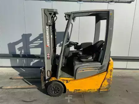Carrelli elettrici 4 ruote 2016  Jungheinrich EFG 215 Heftruck (2)