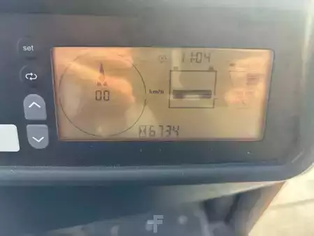 Carrelli elettrici 4 ruote 2016  Jungheinrich EFG 215 Heftruck (7)