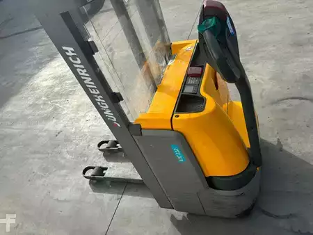 Ruční paletový vozík 2020  Jungheinrich Palletwagen EJC 112 (4)