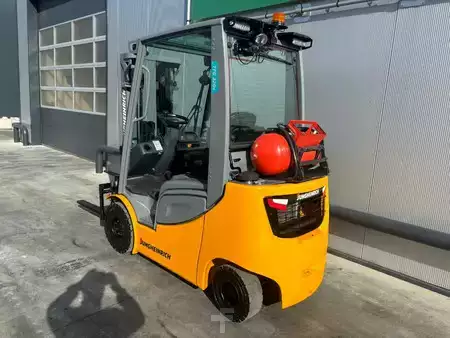 LPG Forklifts 2016  Jungheinrich TFG320s Heftruck (10)