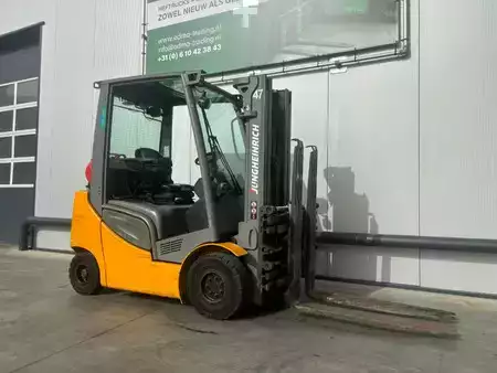 Carretilla elevadora GLP 2016  Jungheinrich TFG320s Heftruck (7)