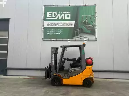 Carretilla elevadora GLP 2016  Jungheinrich TFG 320s Heftruck (2)