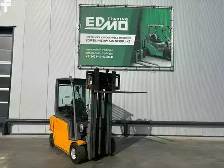 Elektrisk- 4 hjul 2016  Jungheinrich EFG320 Heftruck (3)
