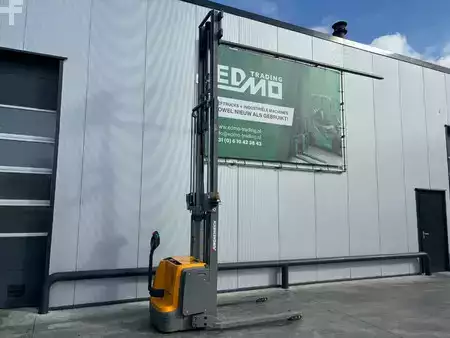 Stapelaars 2017  Jungheinrich Stapelaar EJC B16 (1)