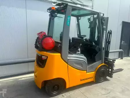 Empilhador a gás 2019  Jungheinrich TFG320s Heftruck (4)