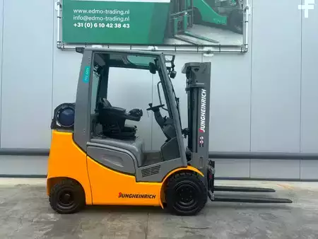 Empilhador a gás 2019  Jungheinrich TFG320s Heftruck (3)