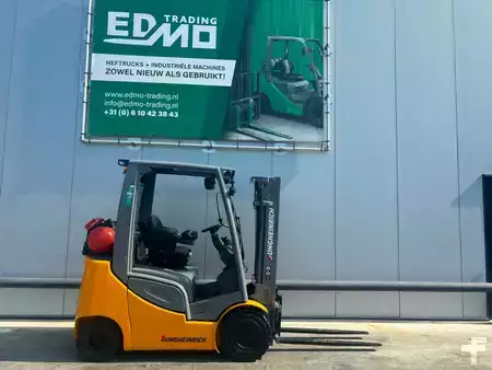 Empilhador a gás 2019  Jungheinrich TFG320s Heftruck (1)
