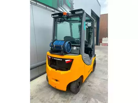Wózki gazowe 2019  Jungheinrich Heftruck TFG320s (3)