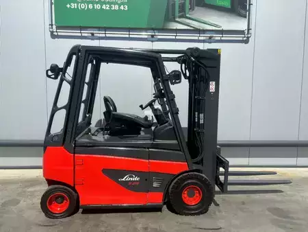 4-wiel elektrische heftrucks 2020  Linde E25 Heftruck (4)