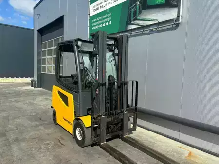 4-wiel elektrische heftrucks 2015  Jungheinrich EFG425s Heftruck (5)