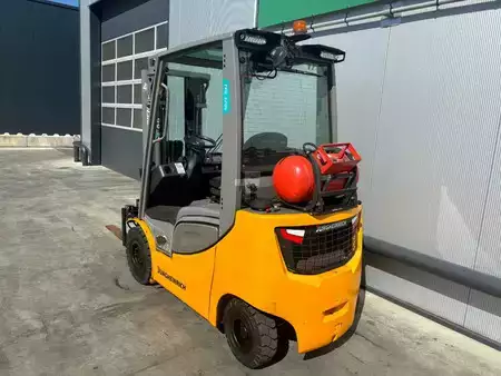 LPG Forklifts 2016  Jungheinrich Heftruck TFG320s (4)