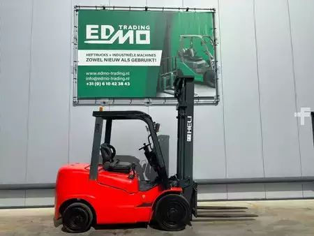 Diesel truck 2016  Heli FD30 Heftruck Diesel (1)