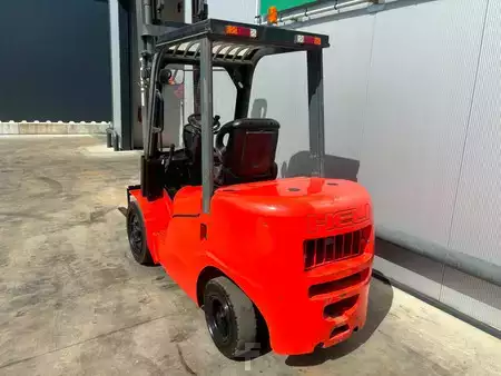 Diesel truck 2016  Heli FD30 Heftruck Diesel (2)