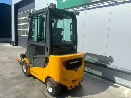 Carrelli elevatori diesel 2006  Jungheinrich DFG320 Heftruck Diesel (4)