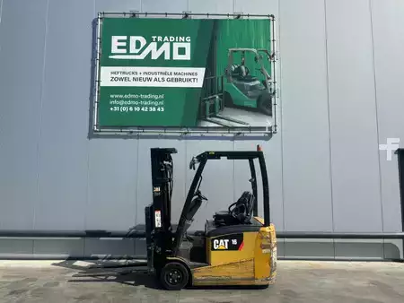 4-wiel elektrische heftrucks 2014  CAT Lift Trucks EP16 Heftruck (2)
