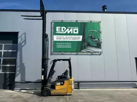 4-wiel elektrische heftrucks 2014  CAT Lift Trucks EP16 Heftruck (5)