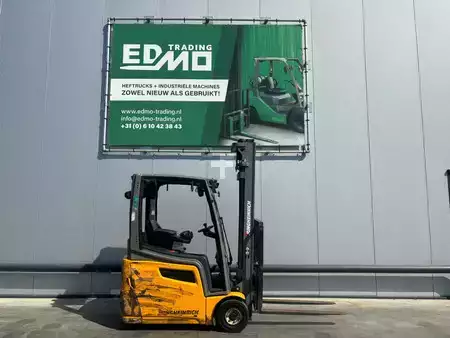 Elektrisk- 4 hjul 2019  Jungheinrich EFG216 Heftruck (1)