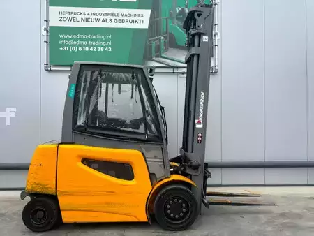 Elektryczne 4-kołowe 2019  Jungheinrich EFG535ks Heftruck (3)