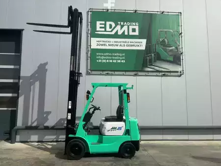 Diesel gaffeltruck - Mitsubishi FD15 Heftruck Diesel (5)