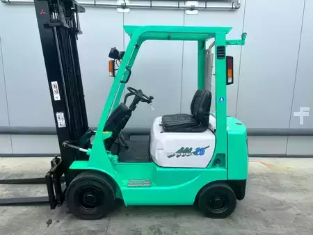 Diesel gaffeltruck - Mitsubishi FD15 Heftruck Diesel (7)