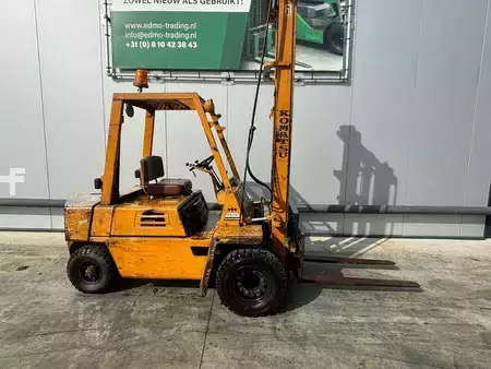 Dieseltrukki - Komatsu FD 2.5 Heftruck Diesel (5)