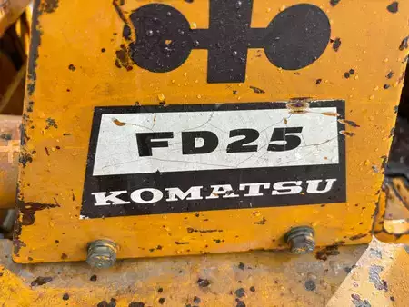 Dieseltrukki - Komatsu FD 2.5 Heftruck Diesel (6)