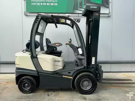 Nestekaasutrukki 2020  Crown 2.5 Heftruck (4)
