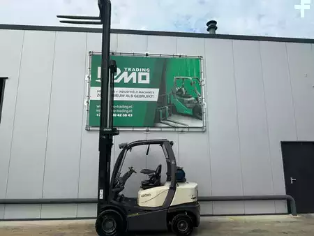 Nestekaasutrukki 2020  Crown 2.5 Heftruck (6)