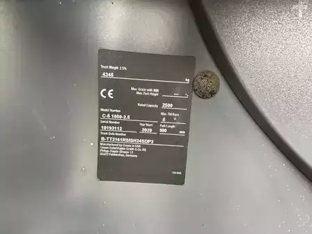 Nestekaasutrukki 2020  Crown 2.5 Heftruck (8)