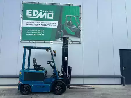 Chariots électriques à 4 roues 2005  HC (Hangcha) Heftruck 2,5 Ton (1)