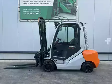 LPG heftrucks 2011  Still RX70-35 Heftruck Diesel (7)