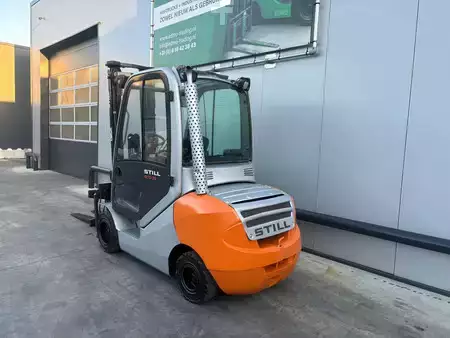 LPG heftrucks 2011  Still RX70-35 Heftruck Diesel (8)
