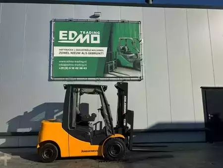 Dieselový VZV 2014  Jungheinrich DFG435s Heftruck Diesel (1)