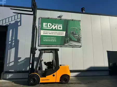 Dieselový VZV 2014  Jungheinrich DFG435s Heftruck Diesel (2)