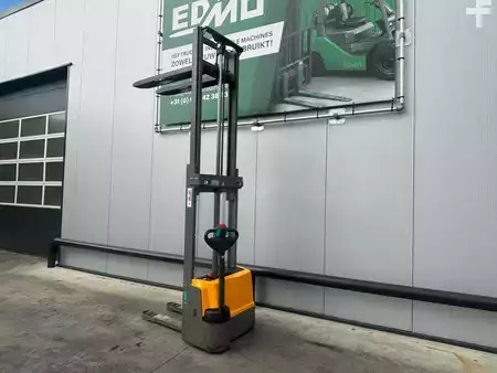 Haarukkavaunu 2020  Jungheinrich EJC M10 Stapelaar (4)