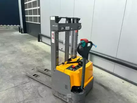 Handhubwagen 2020  Jungheinrich EJC M13 Stapelaar (2)