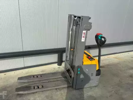 Handhubwagen 2020  Jungheinrich EJC M13 Stapelaar (3)