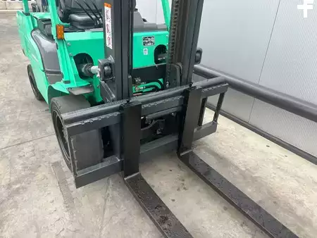 Carrelli elevatori GPL 2019  Mitsubishi FG35NT Heftruck (3)