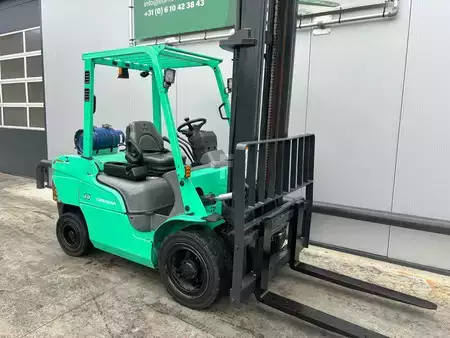 Carrelli elevatori GPL 2019  Mitsubishi FG35NT Heftruck (3)