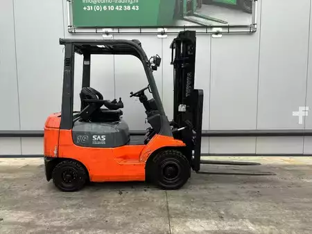 4-wiel elektrische heftrucks 2005  Toyota 1.8 Heftruck Diesel (6)