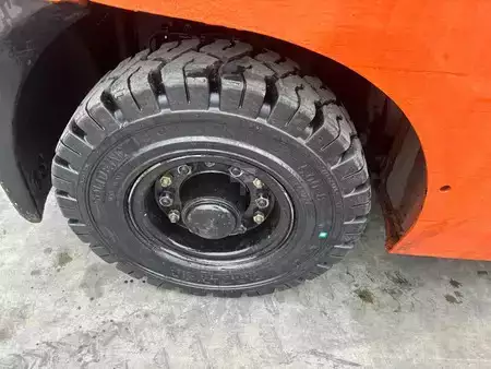 4-wiel elektrische heftrucks 2005  Toyota 1.8 Heftruck Diesel (7)