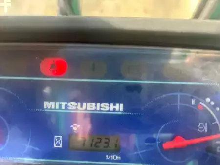 Diesel heftrucks 2006  Mitsubishi FD15N Heftruck Diesel (7)