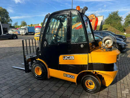 Wózki gazowe 2016  JCB Teletruck TLT30G (3)