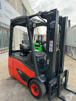 Chariots électriques à 3 roues 2017  Linde E15 (2)