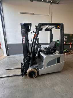 VZV s plošinou pro řidiče 2006  Nissan 1N1L18Q (6)