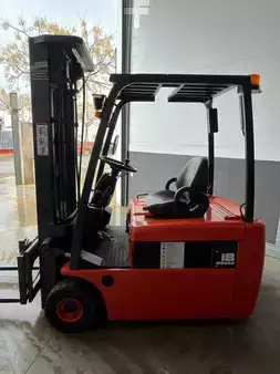 VZV s plošinou pro řidiče 2003  Nissan GN 01 (1)