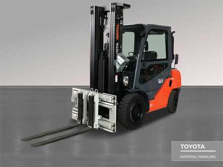 Diesel Forklifts 2020  Toyota 02-8FDF30 (2) 