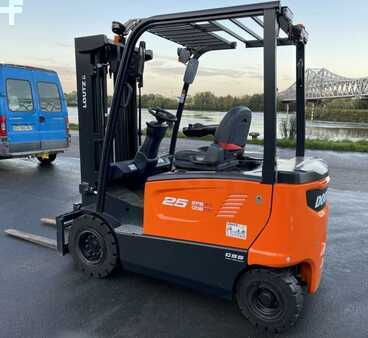 Doosan B25X-7