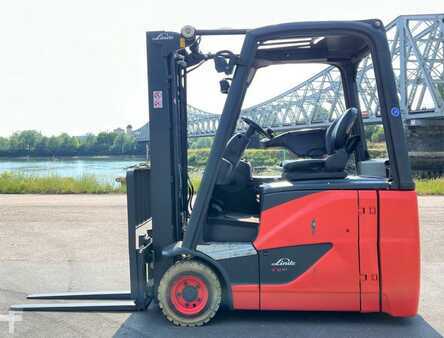 Elektromos 3 kerekű Linde E16H-02
